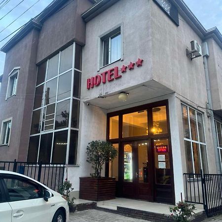 Hotel Skib Tiflis Exterior foto