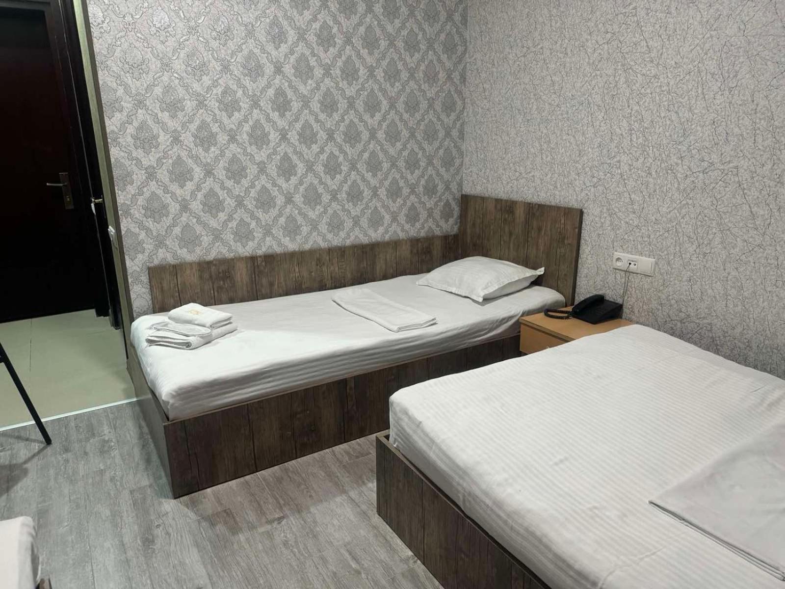 Hotel Skib Tiflis Exterior foto