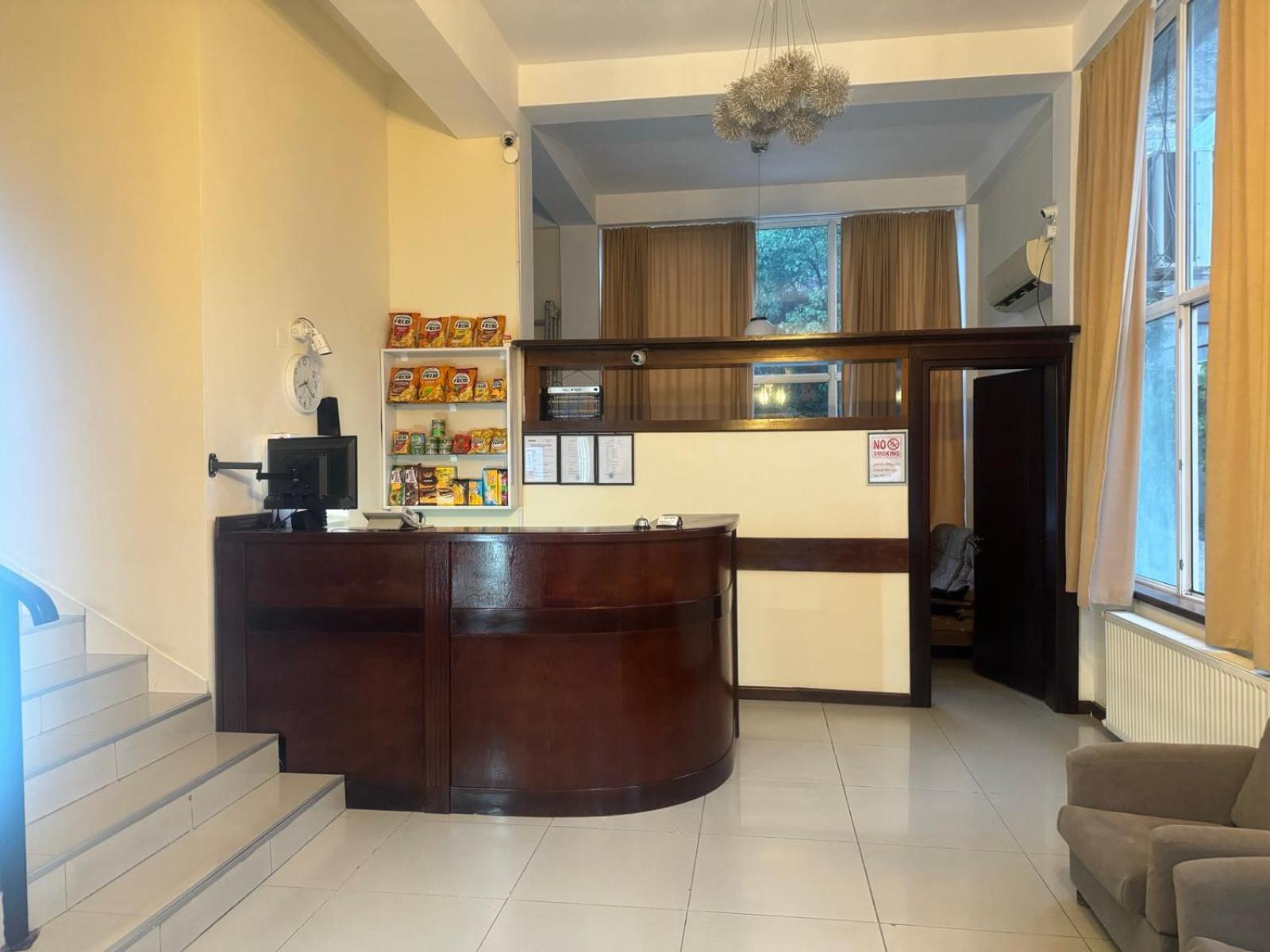 Hotel Skib Tiflis Exterior foto